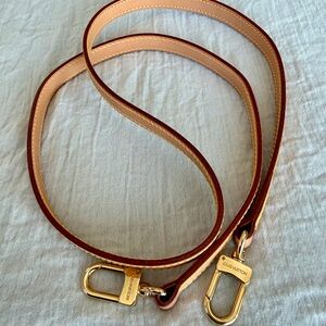 Authentic Louis Vuitton Vachetta Leather Shoulder Strap (Never Used)